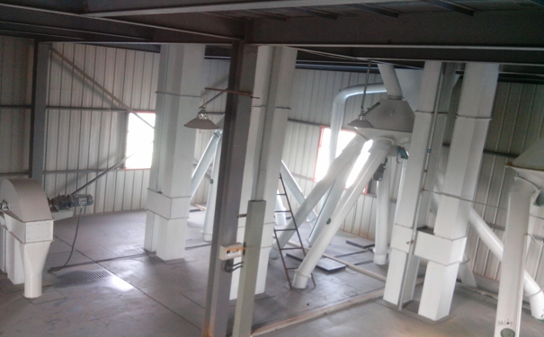 膨化飼料機(jī)械多少錢一臺(tái)?其在操作中又有哪些內(nèi)容是需要注意的?