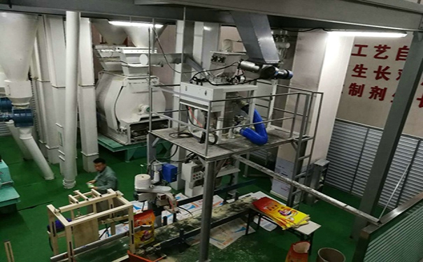 養(yǎng)殖飼料機械多少錢?要保證其作業(yè)又該做好哪些方面?